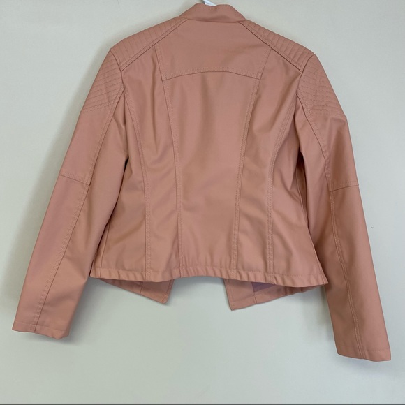 Vegan - Picture 2 of 6